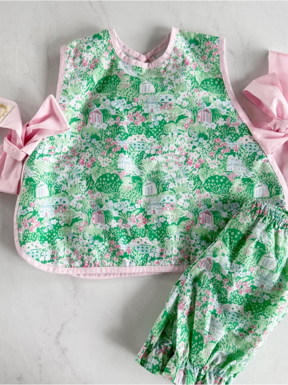 The Beaufort Bonnet Company Belmont Blooms Talbott Tie set